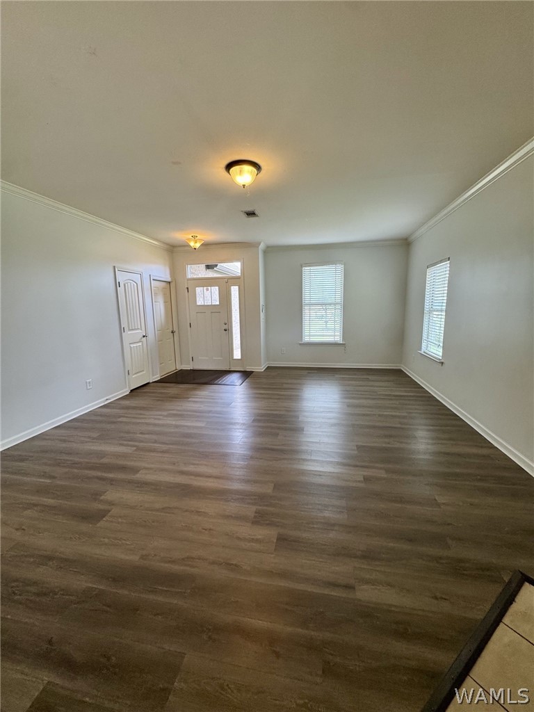 1402 Maxwell Circle