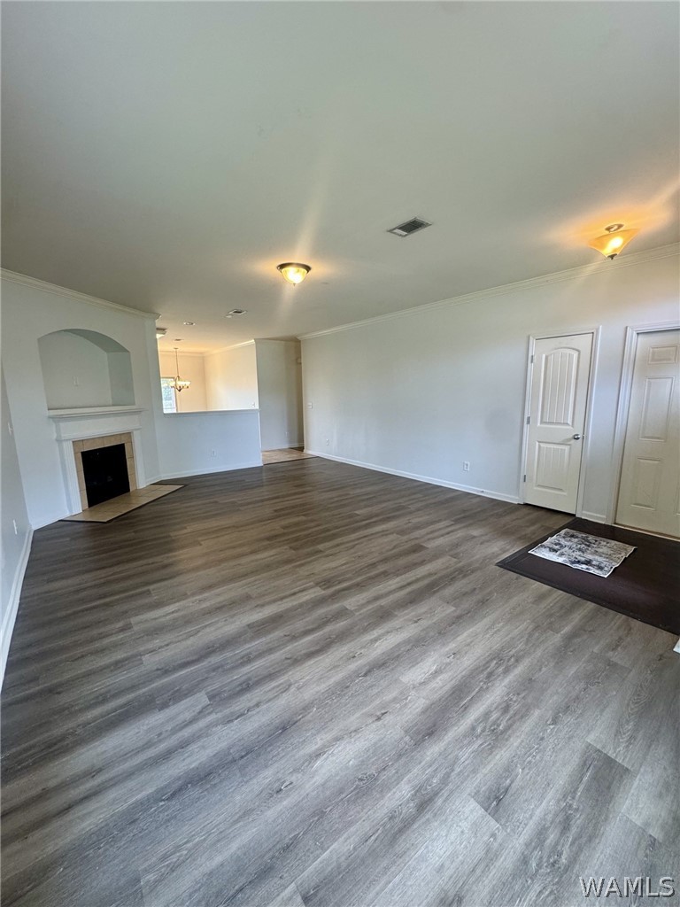 1402 Maxwell Circle