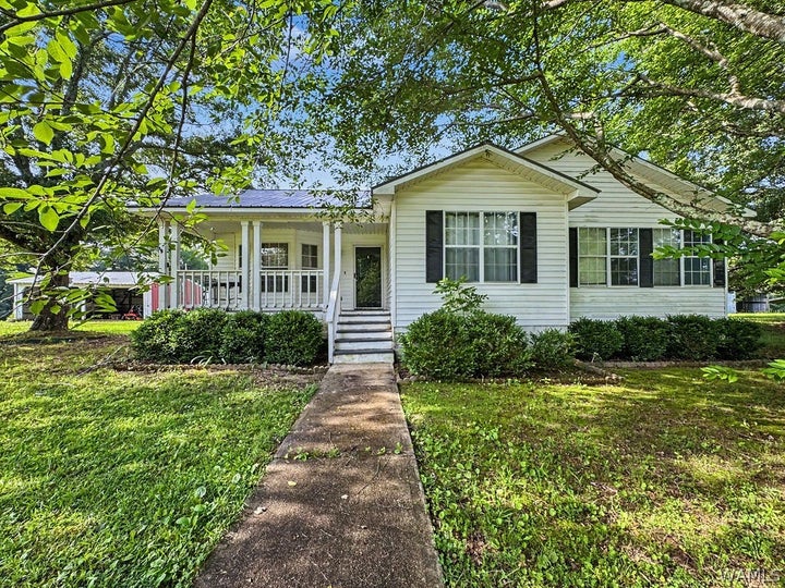 Photo 1 of 62 — 145 County Rd 40, Logan, AL 35098