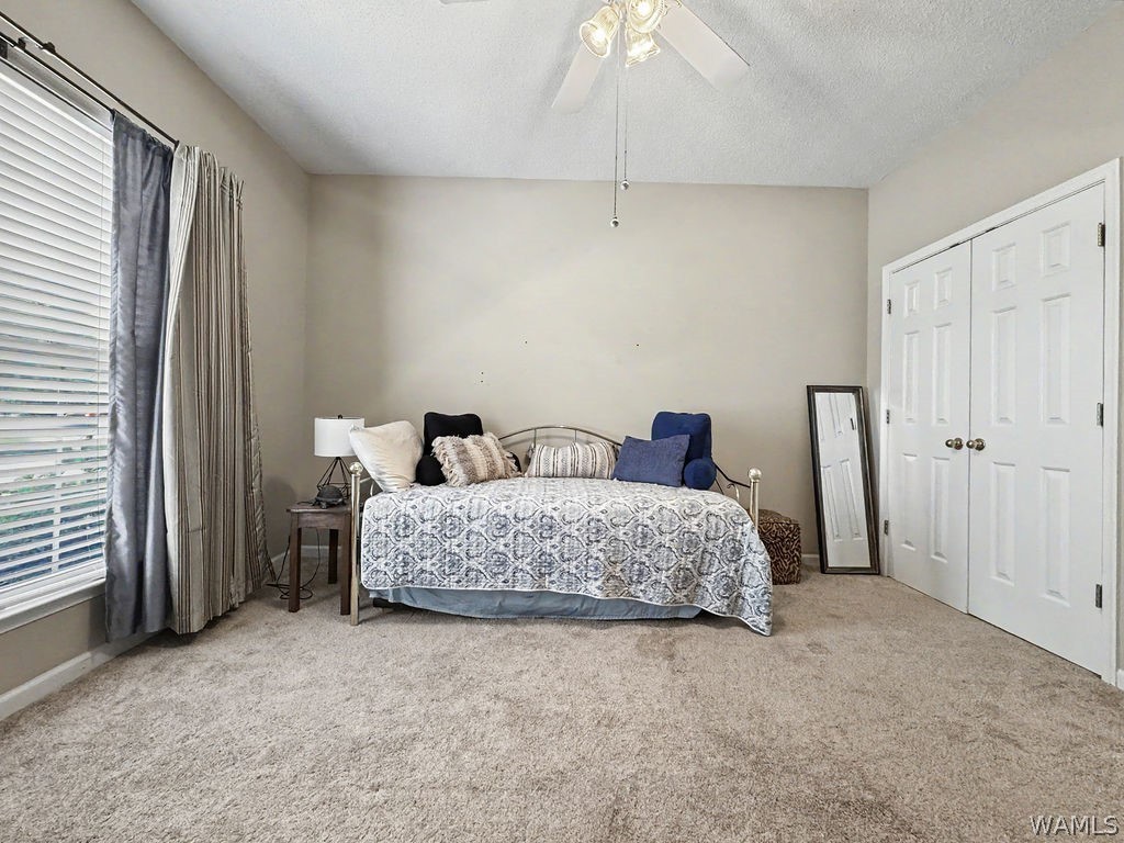 4449 Ridgeland Dr
