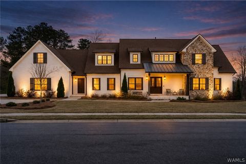 Homes For Sale - 5805 Deerfoot Ct Ct<br/> Trussville, AL 35173