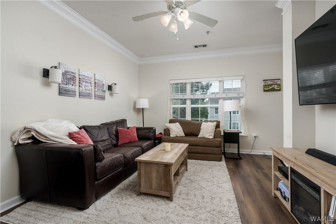 303 Helen Keller Boulevard C330