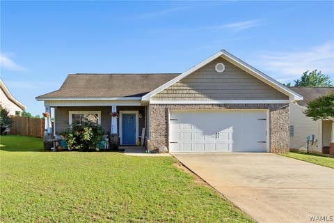 Homes For Sale - 15773 April Lane<br/> Brookwood, AL 35444