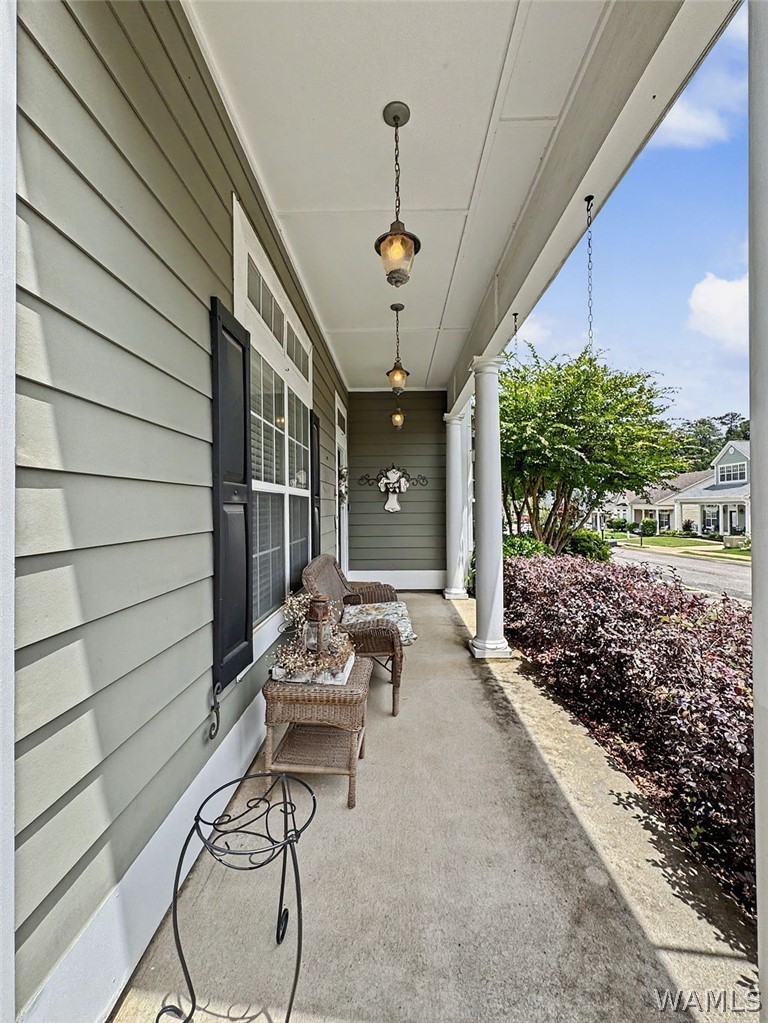 4575 Clubview Dr