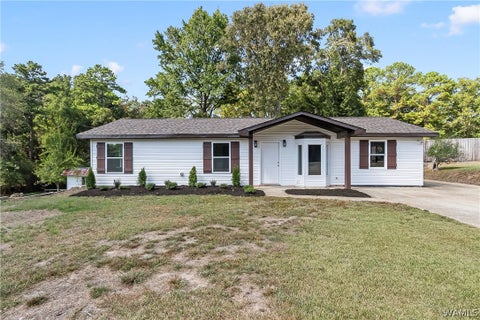 Homes For Sale - 11297 Ash Road<br/> North Port, AL 35475