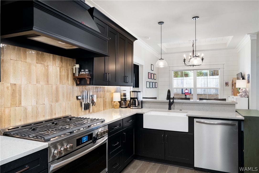 13949 Hemlock Drive
