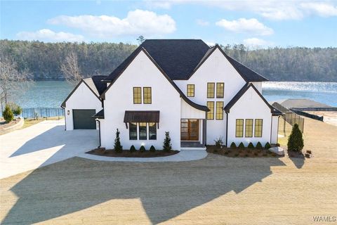 Homes For Sale - 10779 Herman Boyd Road<br/> North Port, AL 35475