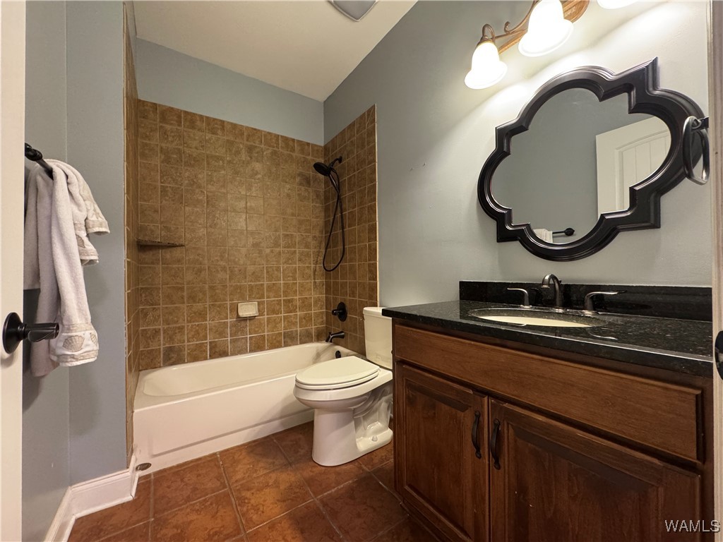 11433 Belle Meade Way, North Port, Alabama image 14