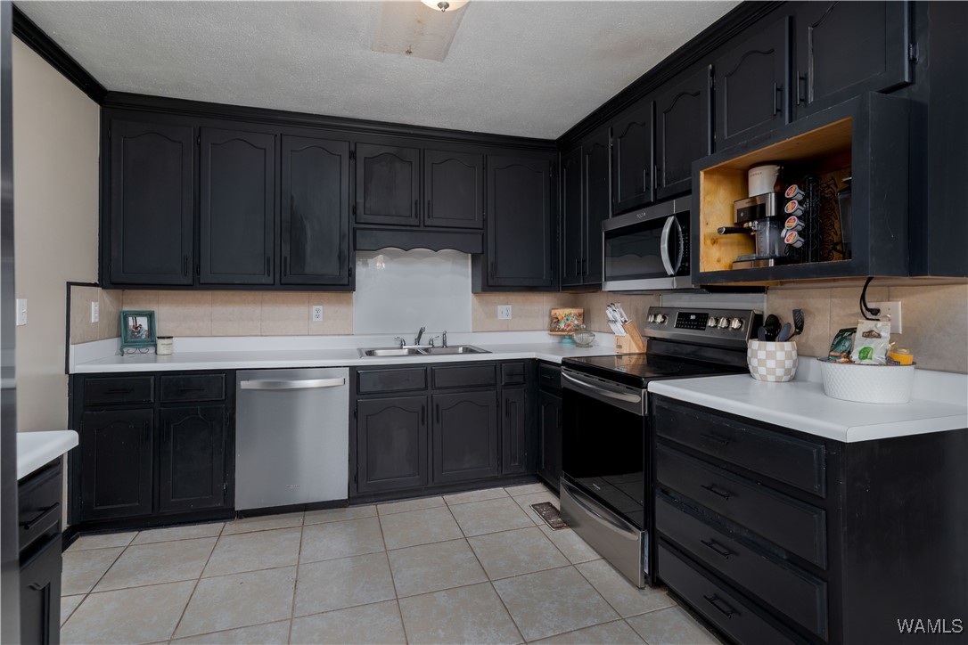 14036 Adams Drive, North Port, Alabama image 7