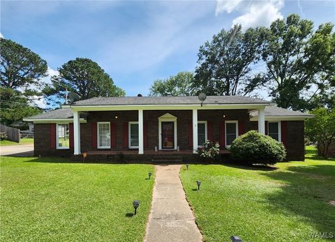 Homes For Sale - 3409 22nd Street<br/> North Port, AL 35476