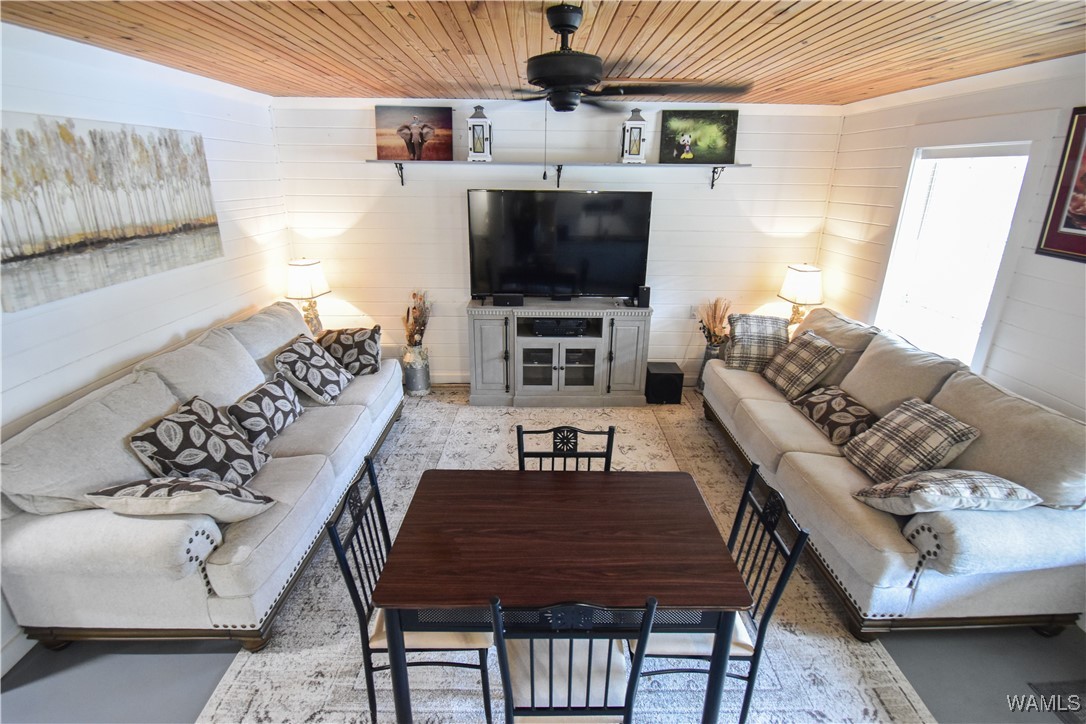 15337 Strawberry Lane, North Port, Alabama image 16