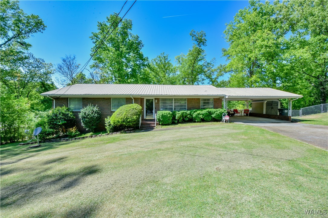 214 Mimosa Circle, Hueytown, Alabama image 1