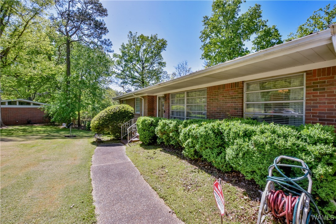 214 Mimosa Circle, Hueytown, Alabama image 3