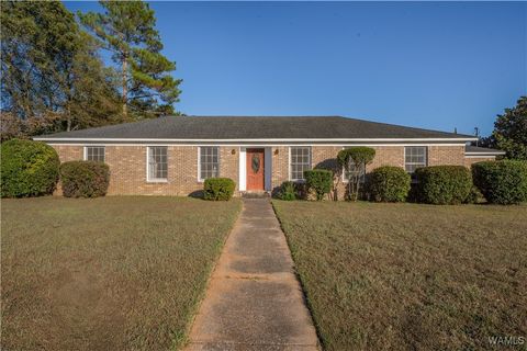 Homes For Sale - 5729 Kew Lane<br/> Tuscaloosa, AL 35405