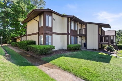 Condo For Sale - 3914 Watermelon Road #530-D<br/> North Port, AL 35473