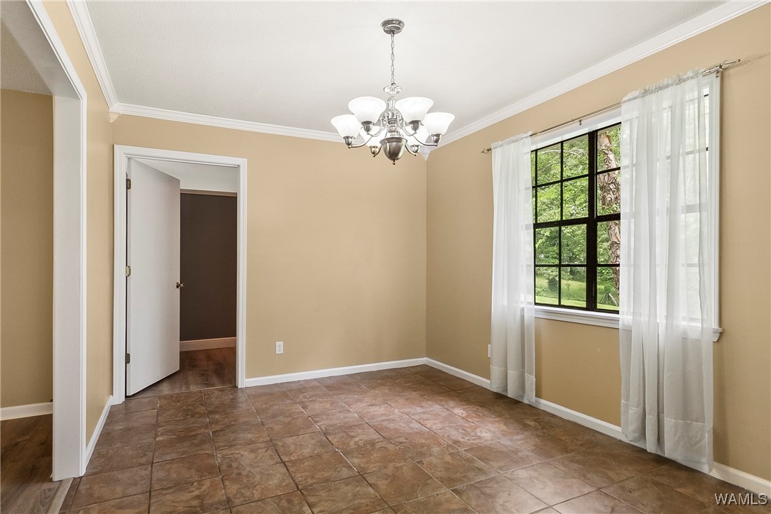 10884 W Manor Drive, Cottondale, Alabama image 9