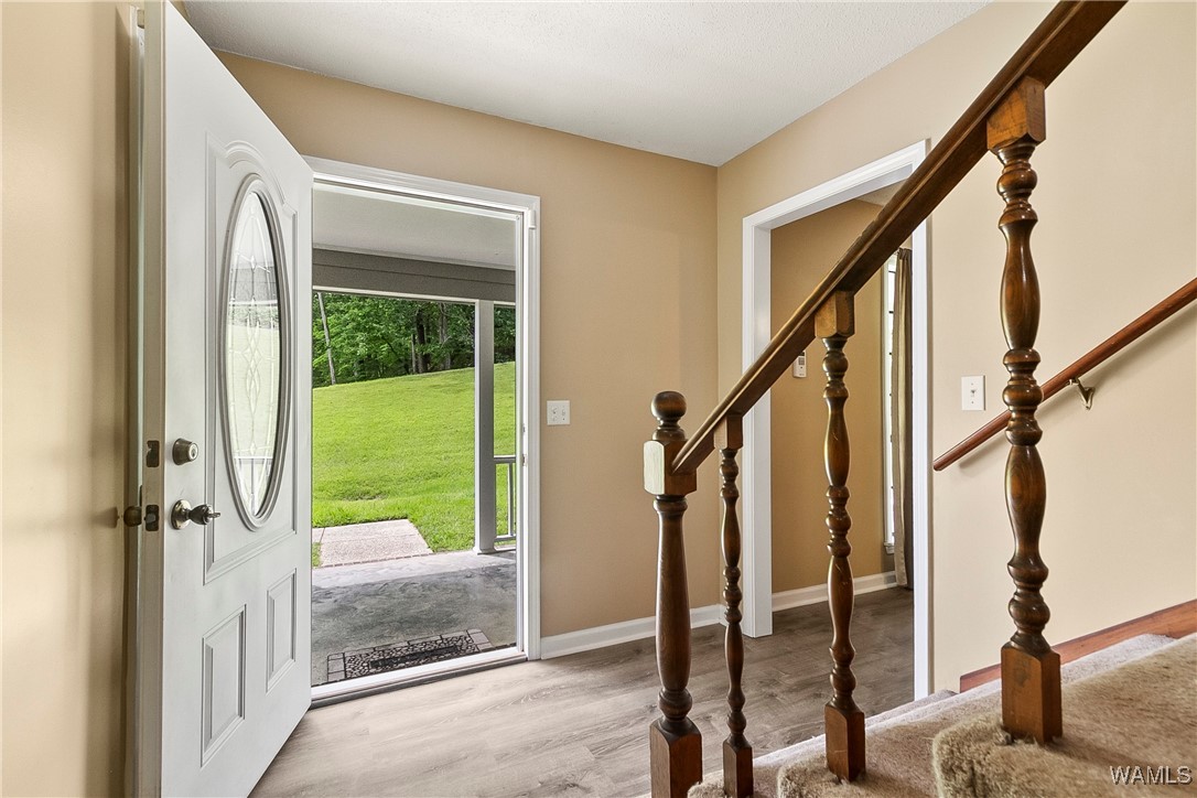 10884 W Manor Drive, Cottondale, Alabama image 4