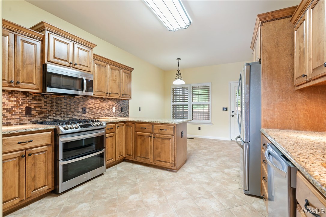 2637 Hawthorne Lake Road, Helena, Alabama image 11
