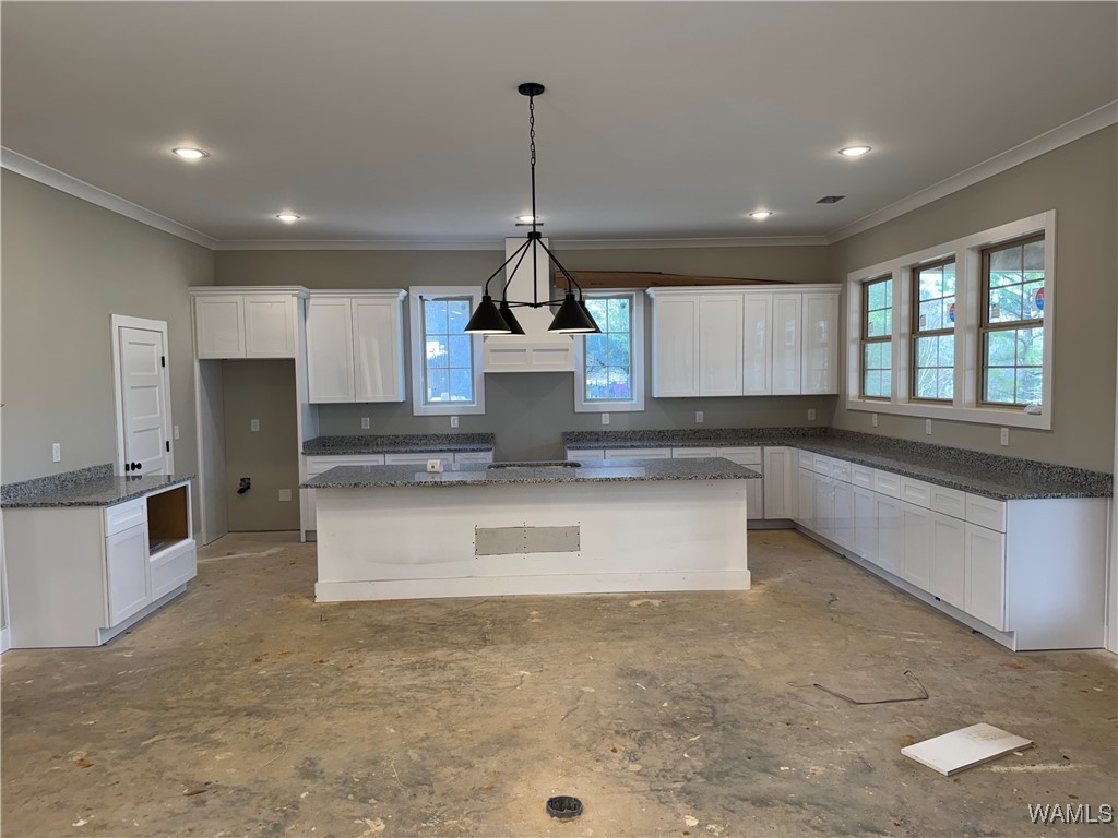 13807 Burks Parkway, North Port, Alabama image 9