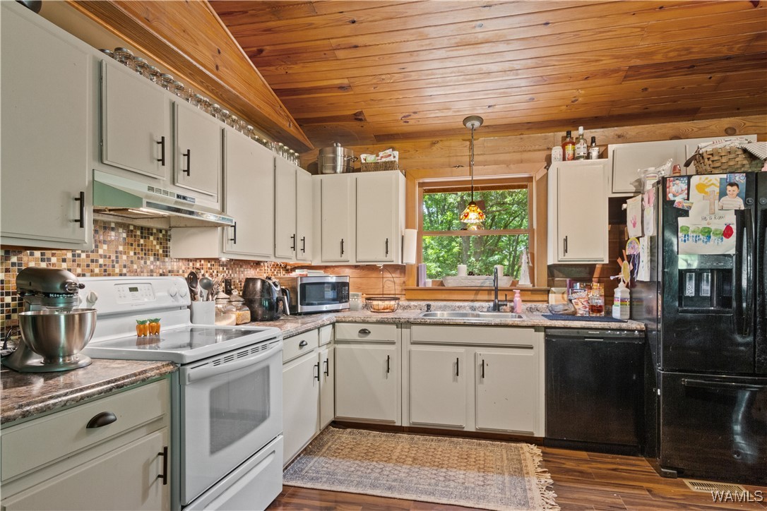 133 Castlewood Drive, Greensboro, Alabama image 10