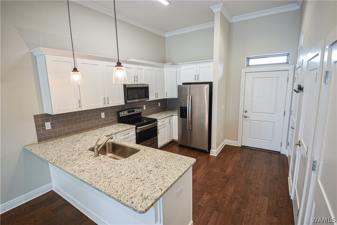2708 7th Street 207