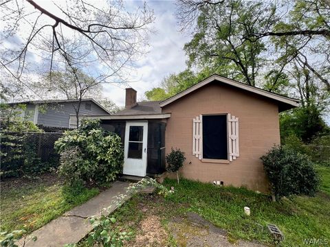 Homes For Sale - 1515 18th Street<br/> Tuscaloosa, AL 35401