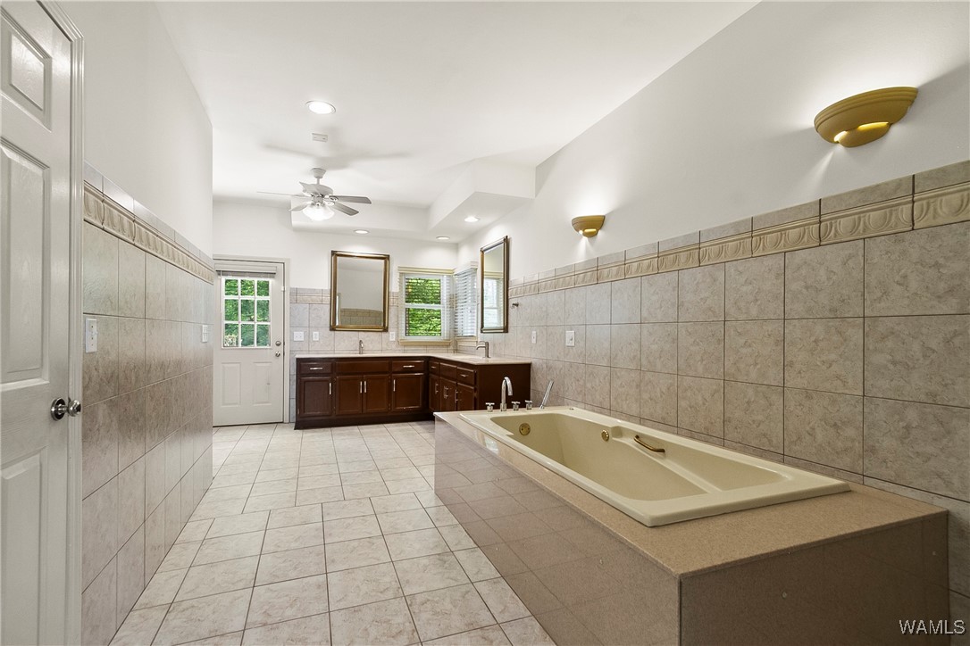 6803 Emerald Lane, Tuscaloosa, Alabama image 35