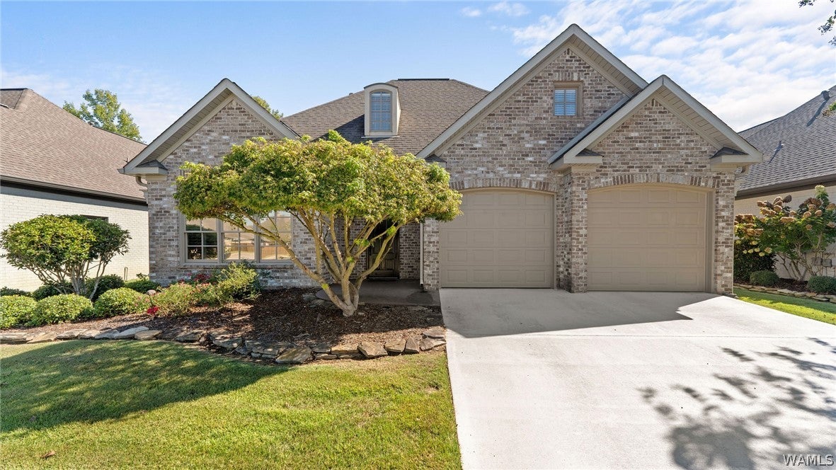 5021 Yorkshire Lane