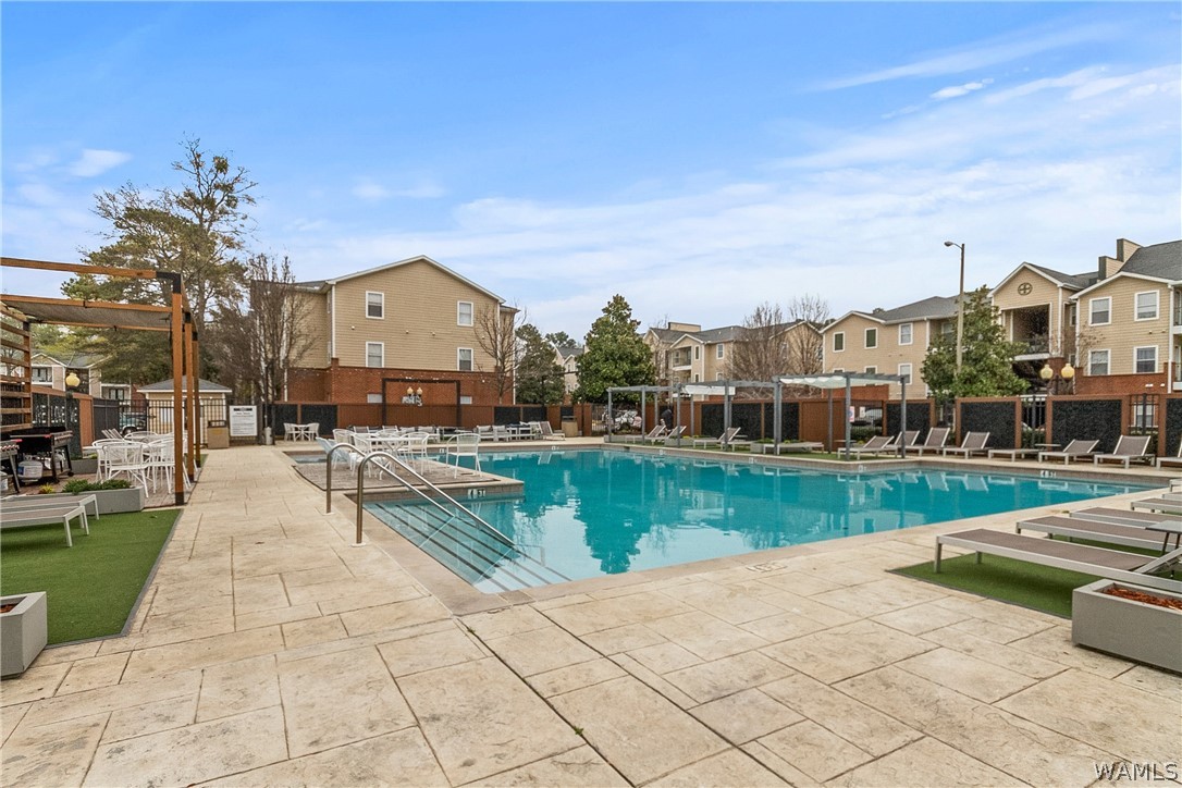 120 15th Street E 511