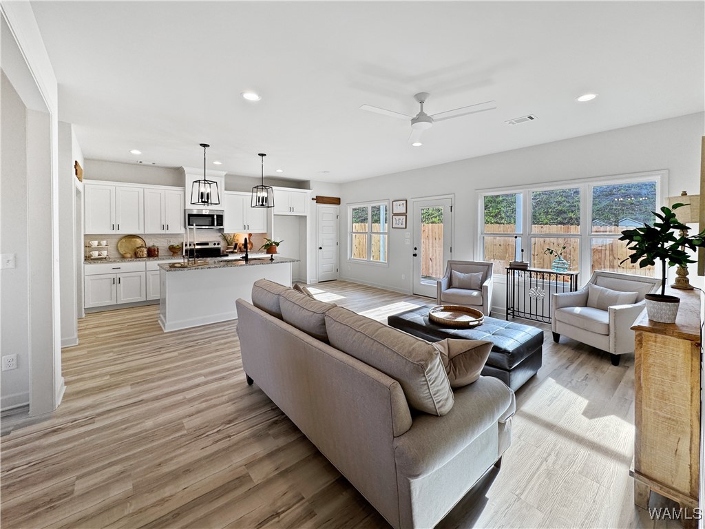 7410 Huntland Lane, Cottondale, Alabama image 14