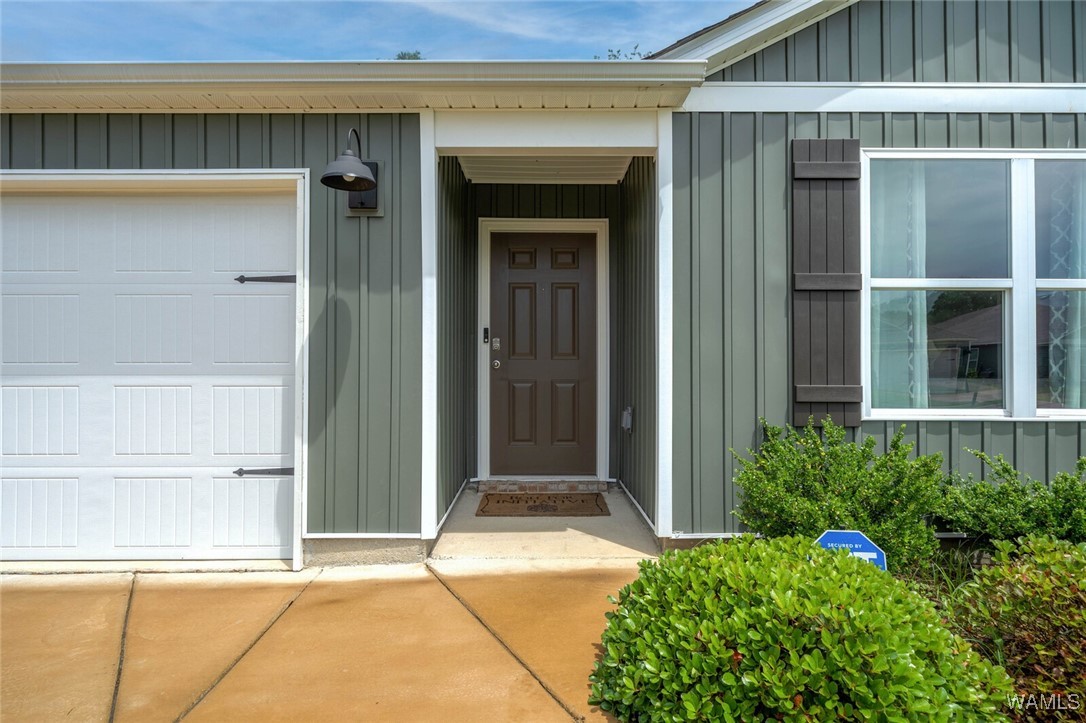 7202 Wilburton Lane, North Port, Alabama image 2