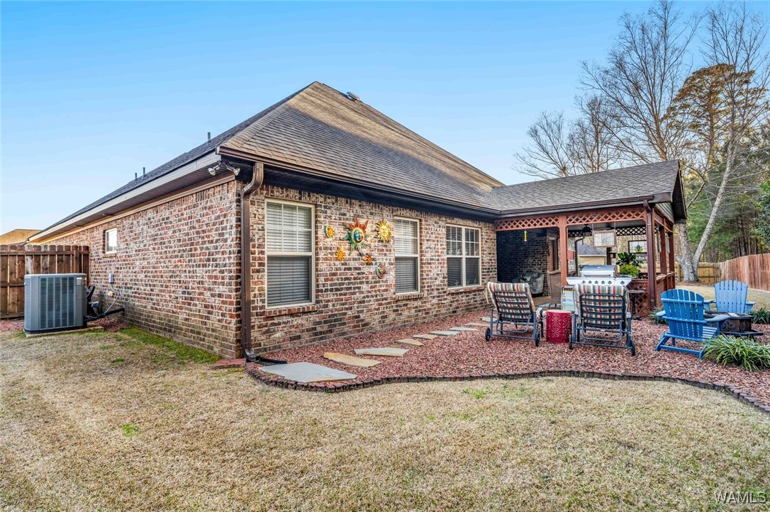 11503 Forest Glen Boulevard, North Port, Alabama image 32