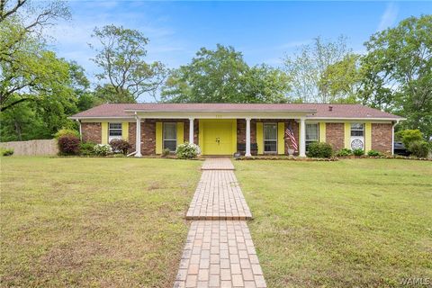 Homes For Sale - 110 Shady Heights Drive<br/> Livingston, AL 35470