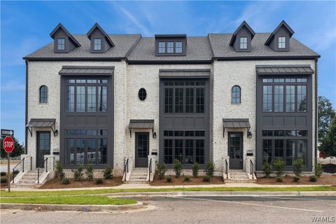 Townhouse For Sale - 2480 14th Street<br/> Tuscaloosa, AL 35401
