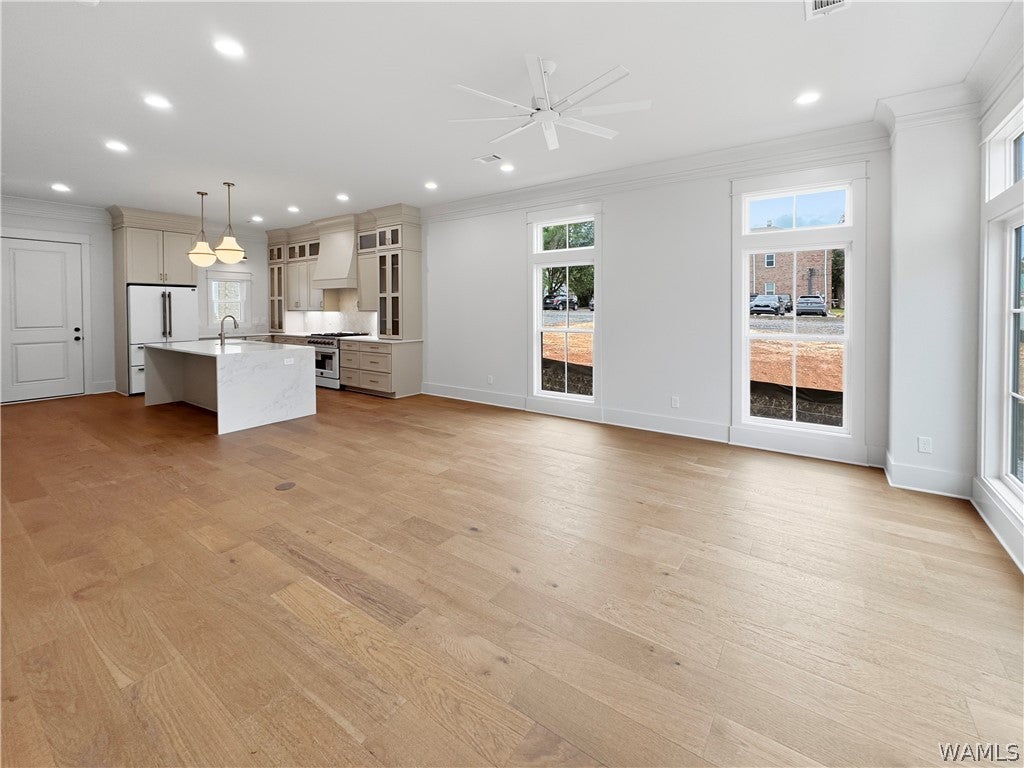 2480 14th Street