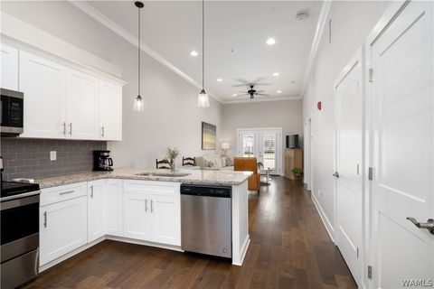 Homes For Sale - 2708 7th Street #101<br/> Tuscaloosa, AL 35401