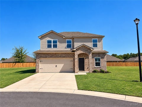 Homes For Sale - 16547 Osceloa Avenue<br/> Moundville, AL 35474