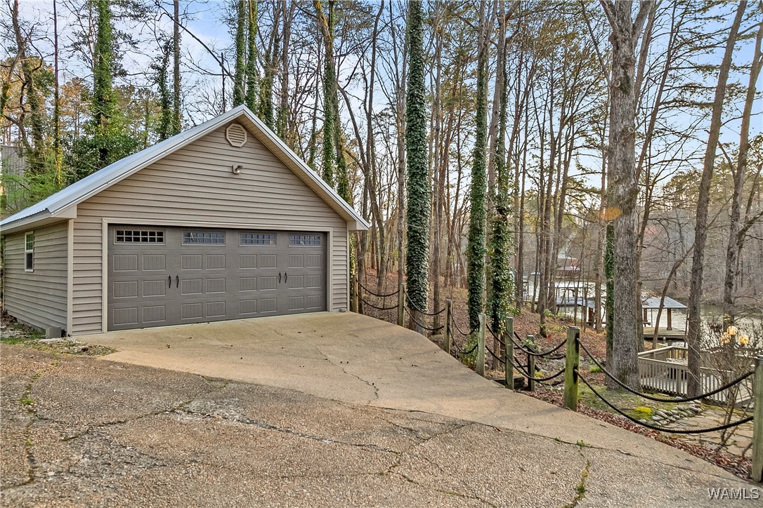 15762 Beacon Point Drive, North Port, Alabama image 13