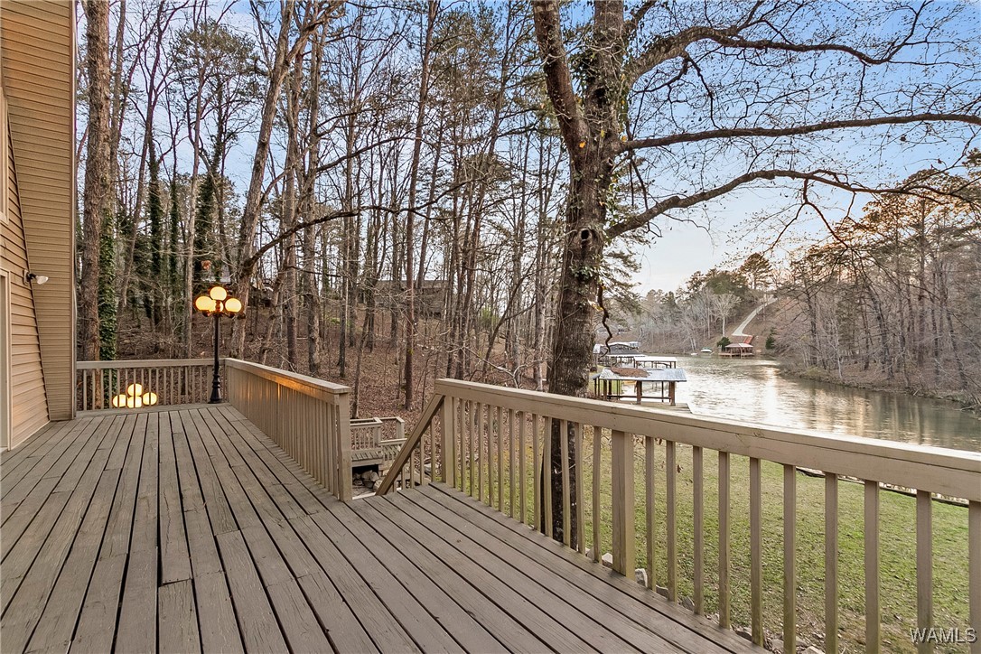 15762 Beacon Point Drive, North Port, Alabama image 8