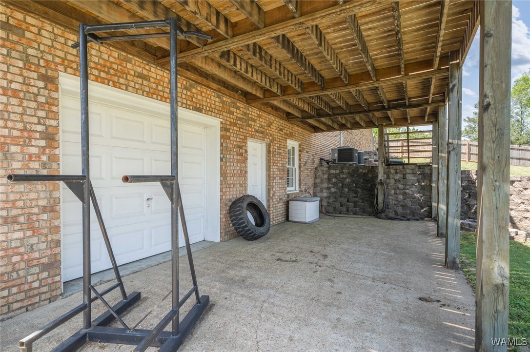 6049 Woodcrest Drive, Tuscaloosa, Alabama image 25