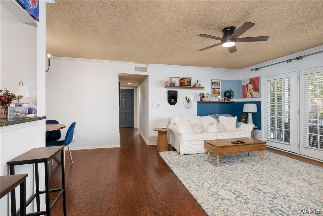 120 15th Street E 215