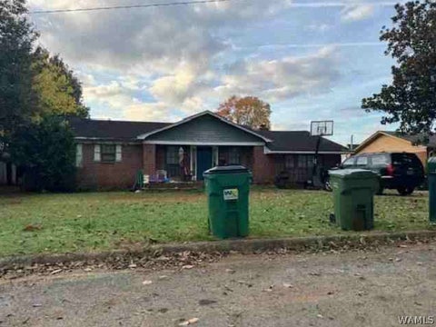 Homes For Sale - 1426 E 2nd Street<br/> Tuscumbia, AL 35674