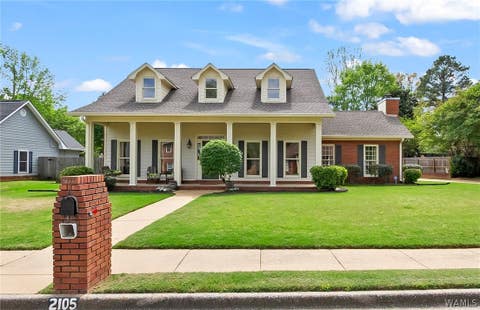 Homes For Sale - 2105 Brandon Parkway<br/> Tuscaloosa, AL 35406