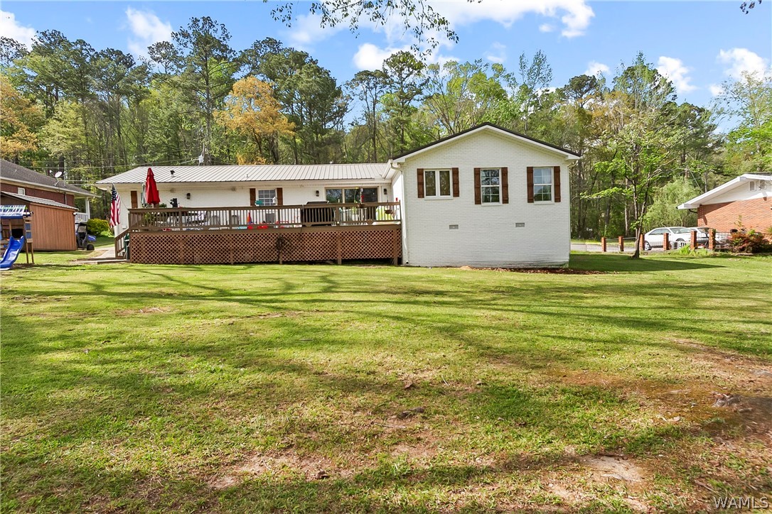Photo 1 of 40 — 7808 Lake Sherwood Cir, Northport, AL 35473