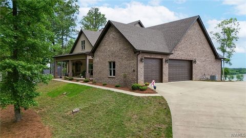 Homes For Sale - 11760 High Cliff Drive<br/> North Port, AL 35475