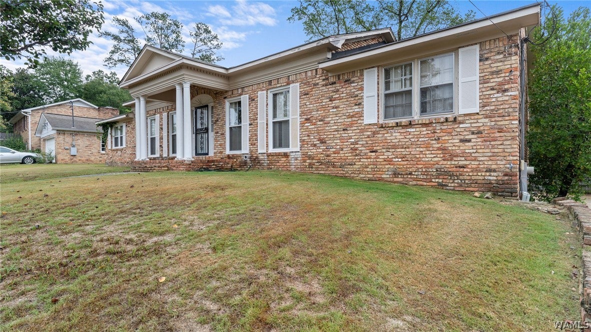 1229 Claymont Parkway