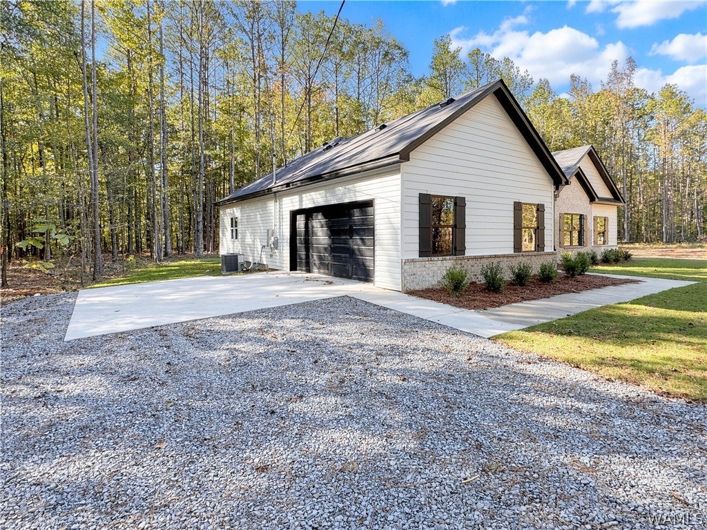 18032 Northview Circle