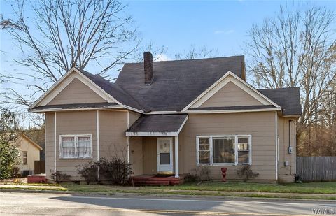 Homes For Sale - 514 3rd Street<br/> Aliceville, AL 35442