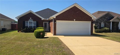 Homes For Sale - 2124 Stardust Drive<br/> Tuscaloosa, AL 35405