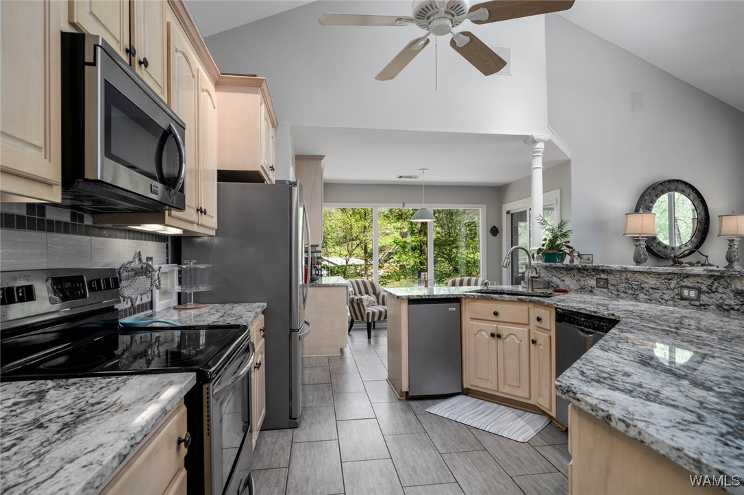 15335 Freemans Bend Road, North Port, Alabama image 14